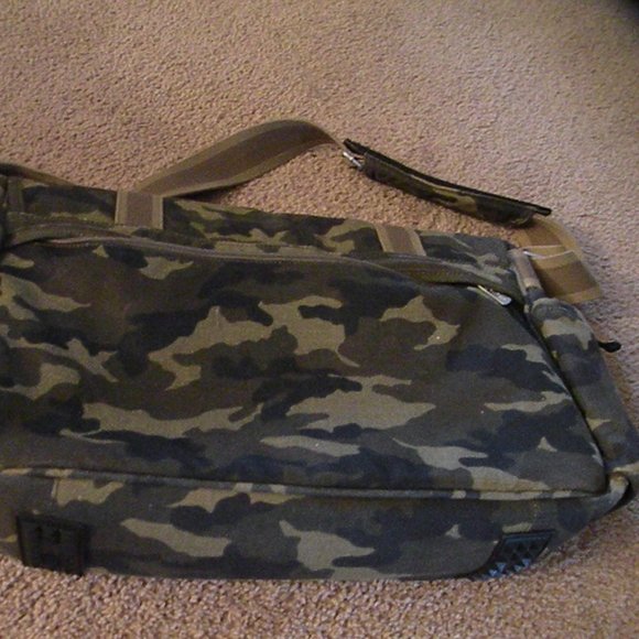 OXIO  Camo messenger  bag - Picture 12 of 13